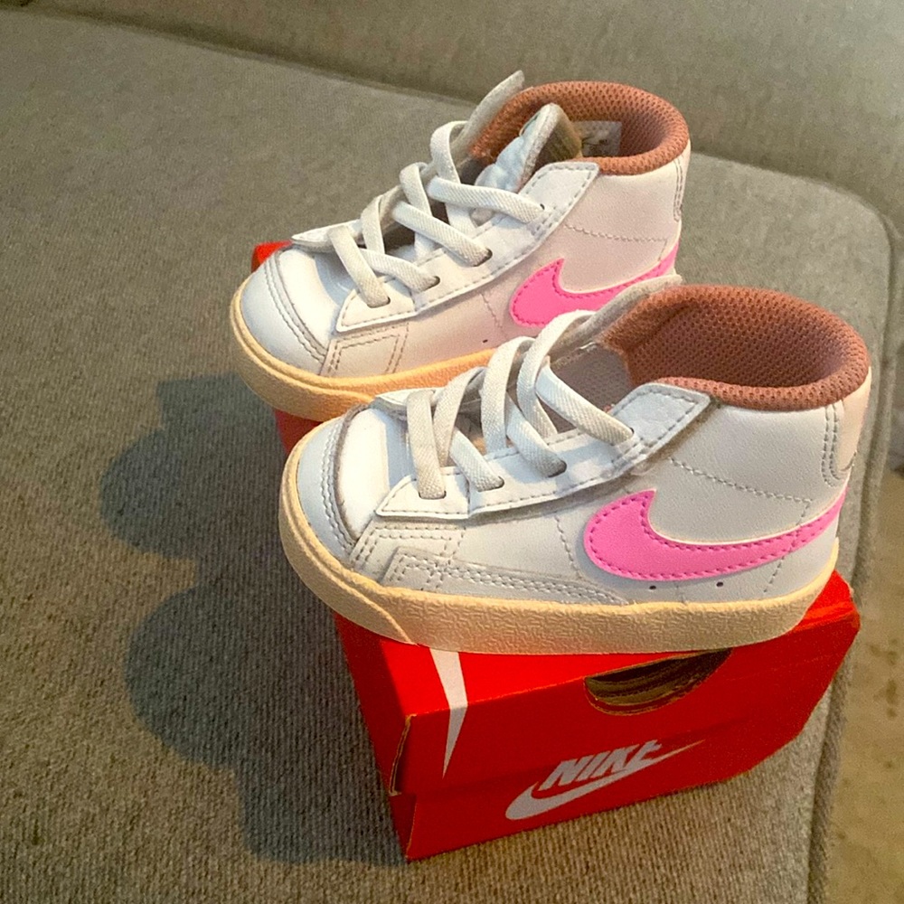 Toddler Girl Nike Blazers